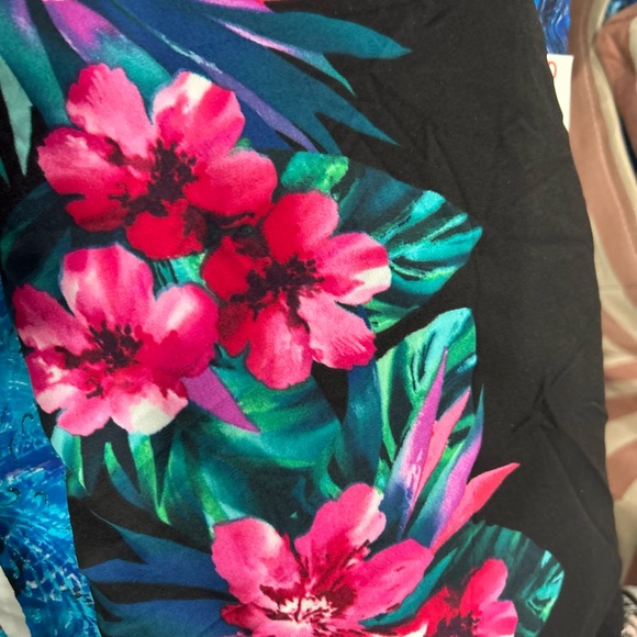 Swimsuit /sports Material - Picture 6 of 7